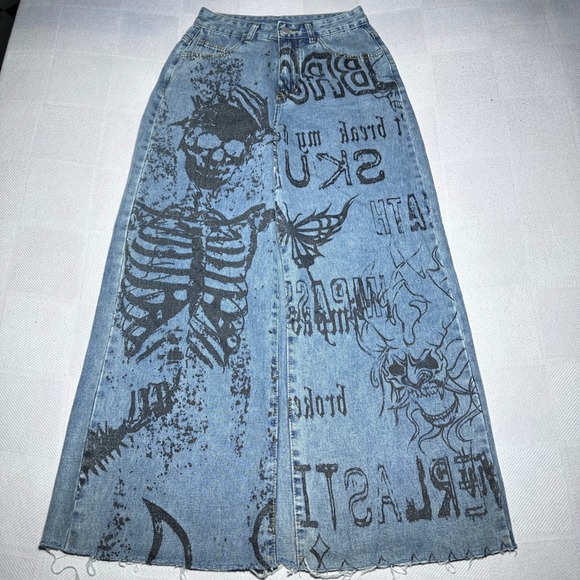 ROMWE Denim - Romwe Wide Leg Jeans Womens Medium 6 Skeleton Skull Oni Demon Print Blue Denim